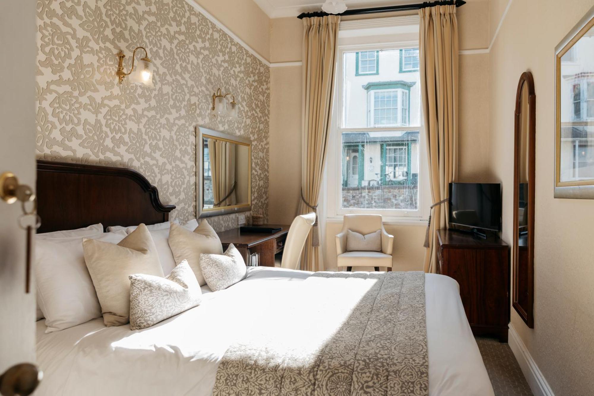 The Royal 3* Bideford