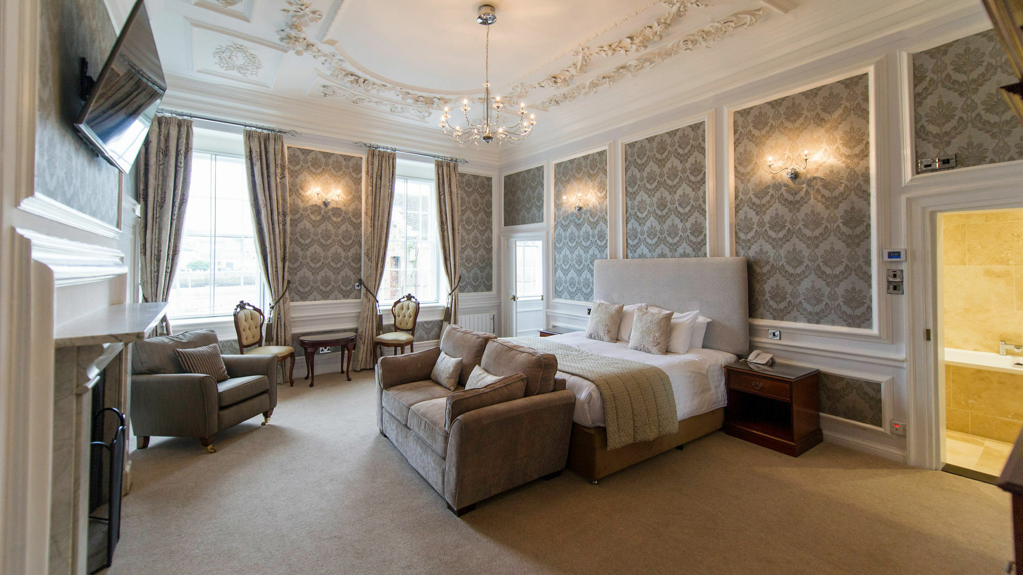 Hotel The Royal 3*