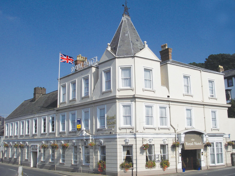 The Royal 3*